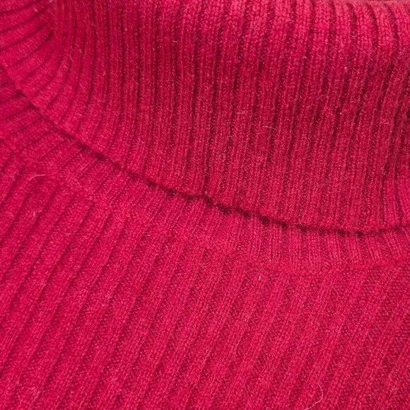 TSE Luxury Cashmere Turtleneck Sweater In Fuchsia Size S - Picture 3 of 4